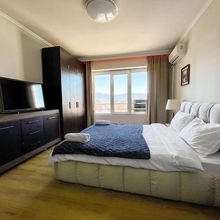 Amazing View Central 1 Bedroom Apartment Pazardžik Esterno foto
