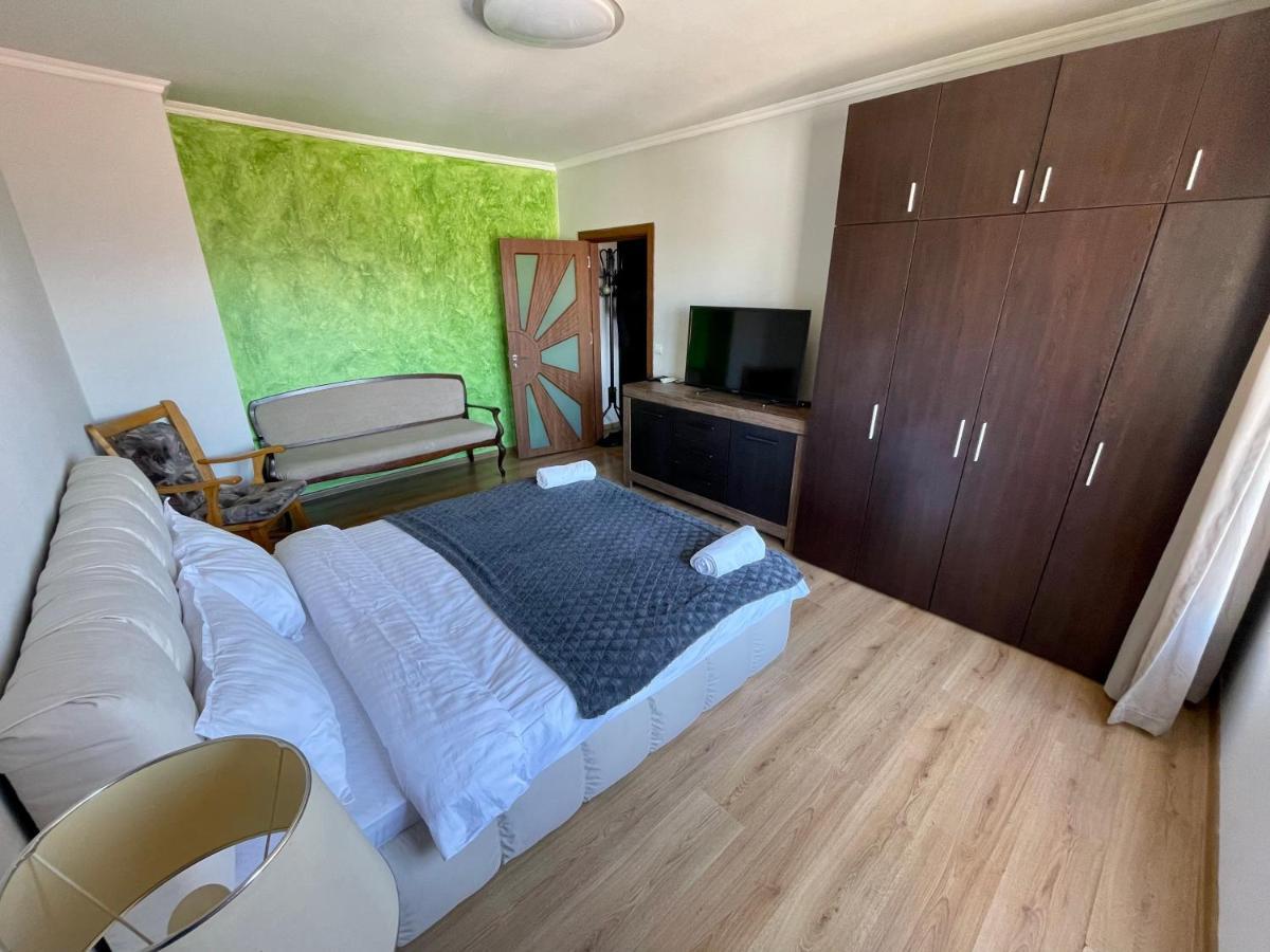 Amazing View Central 1 Bedroom Apartment Pazardžik Esterno foto